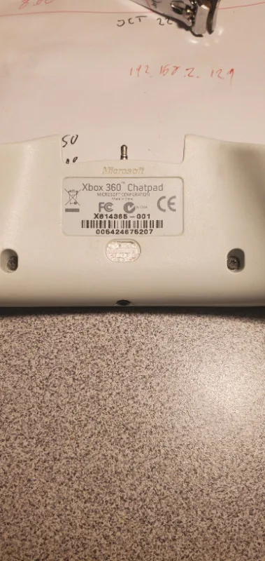 Xbox 360 Chatpad In good condition image indicator(2)