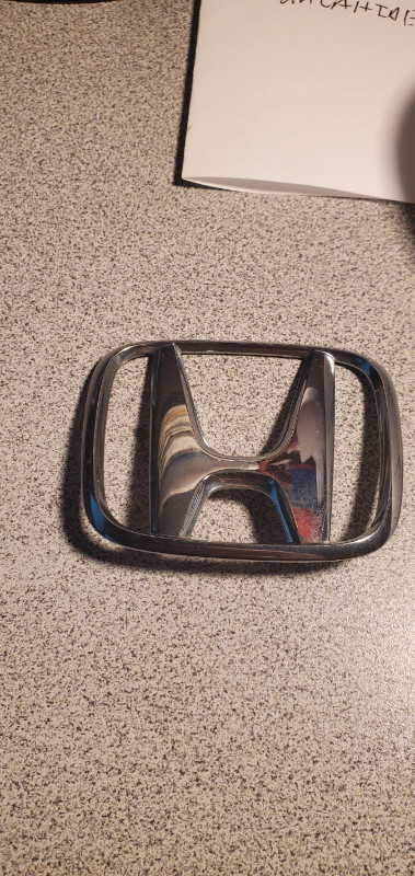 Deck Lid Emblem Badge - Honda Civic (75701-S5A-000)
