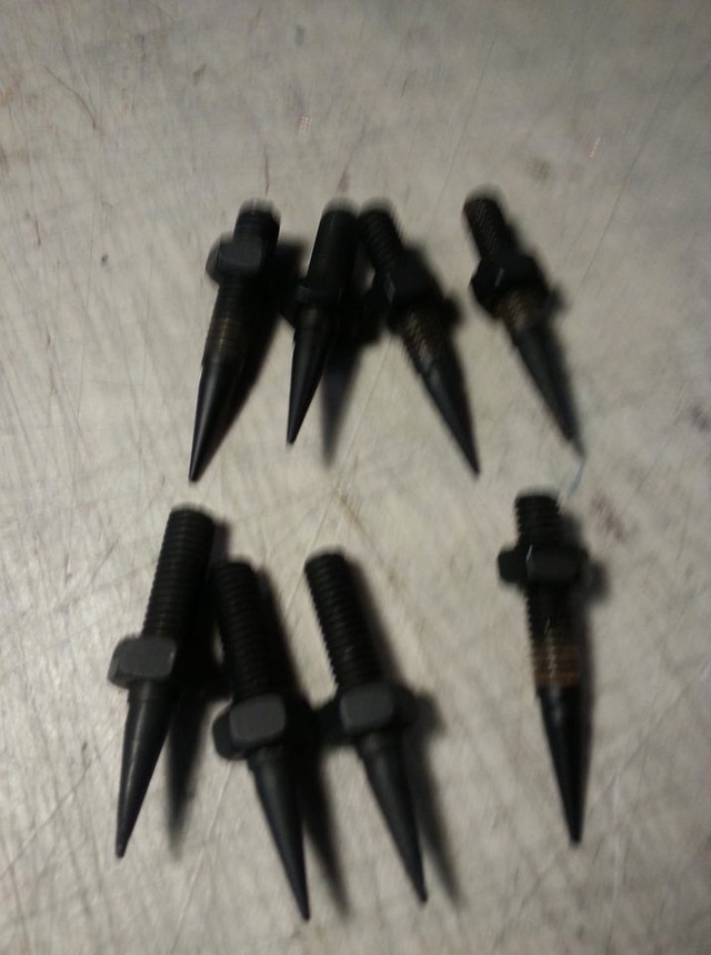 8 X Screw in Speaker Spikes Feet10 MM nutIn good condition