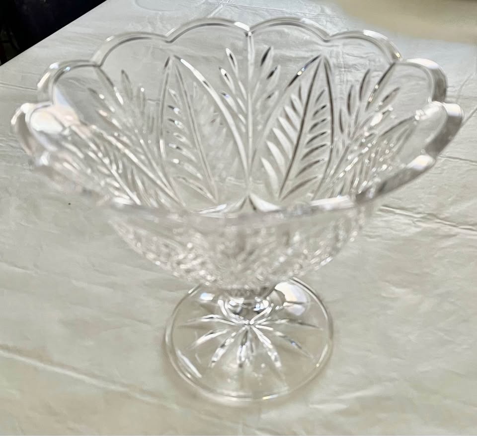 Crystal Vase with pedestal - photo 3