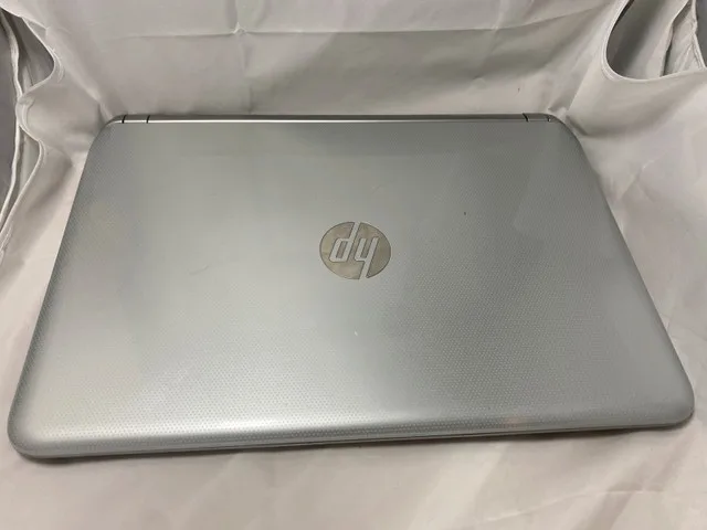 HP Pavilion Protect Smart Laptop 17" For Parts No Charger image indicator(2)