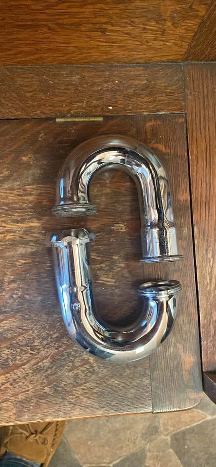 Bathroom sink traps