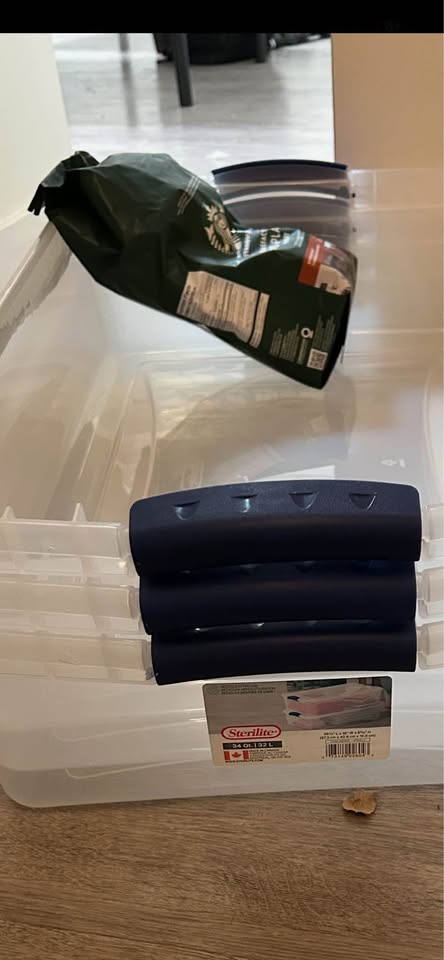 STERILITE Bins/ Storage Boxes with covers - photo 3