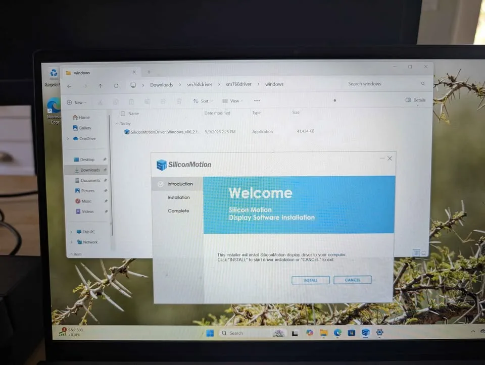 Used Universal docking station (Wavlink) image indicator(4)