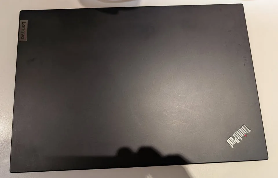 Lenovo ThinkPad P15v Gen 3 - $1,250 CAD image indicator(3)