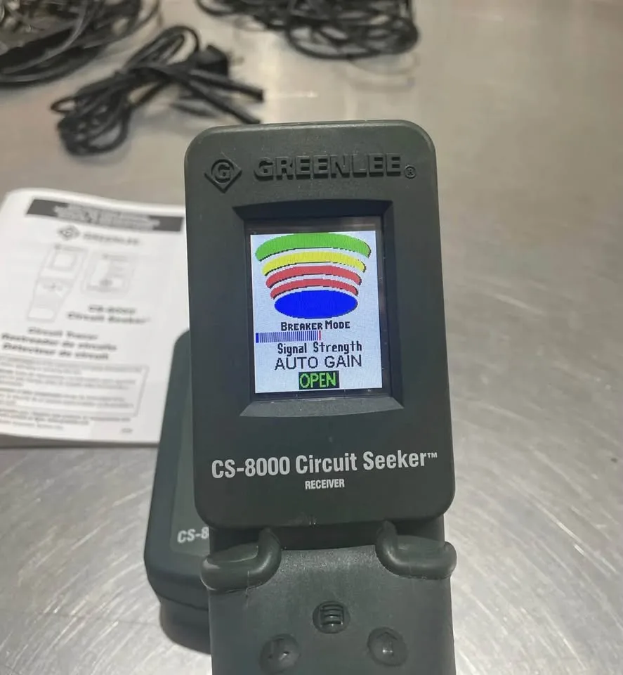 Greenlee CS-8000 Circuit Seeker/Tracer/Finder image indicator(7)