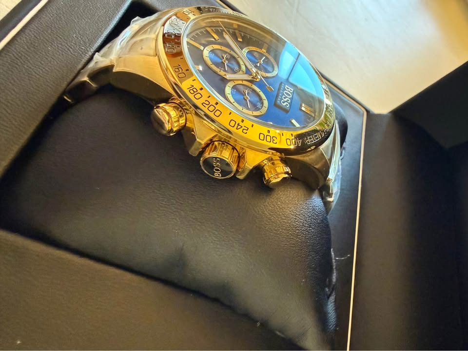 Hugo Boss HB1513340 - Men’s Gold Chronograph Watch (Brand New) - photo 4