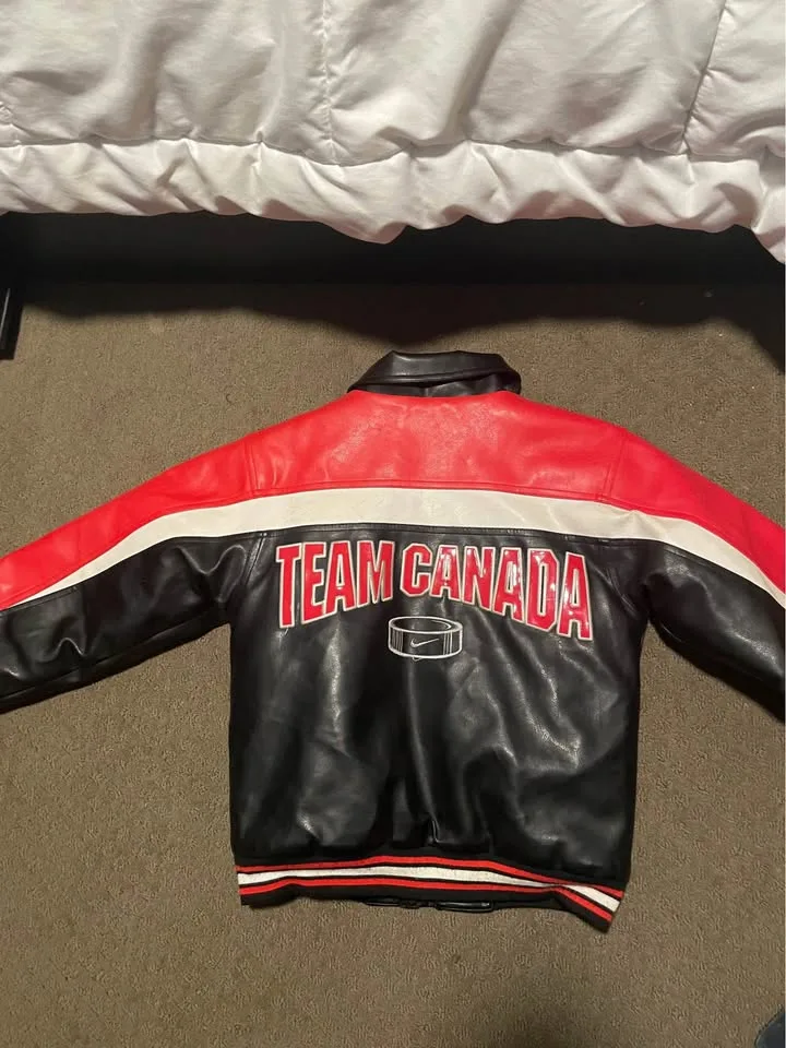 YOUTH MEDIUM Nike Team Canada Hockey Racing Jacket image indicator(2)