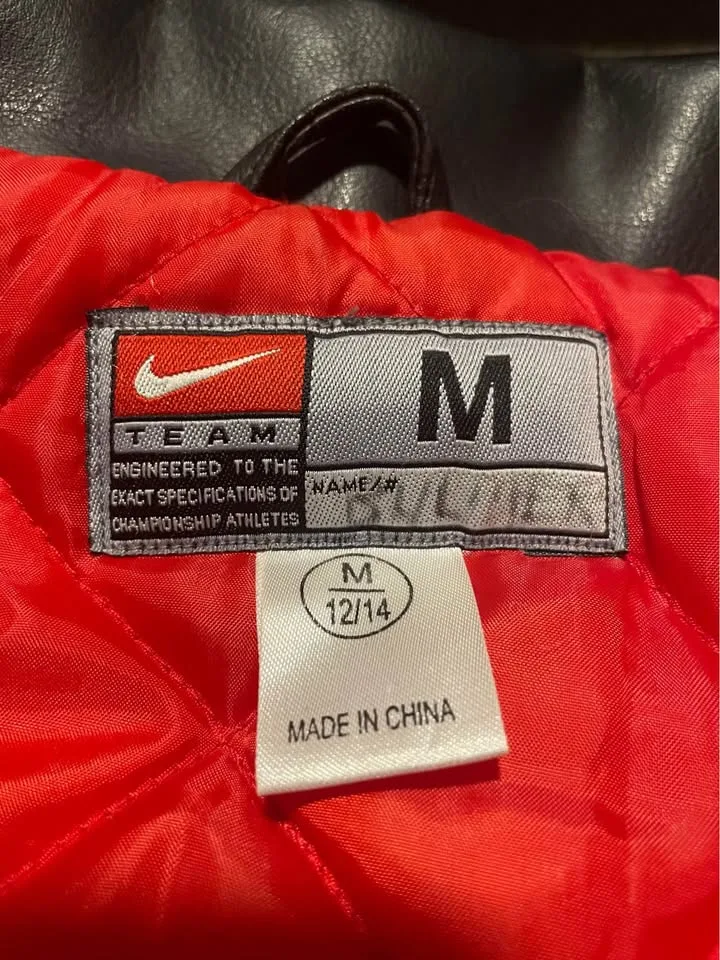 YOUTH MEDIUM Nike Team Canada Hockey Racing Jacket image indicator(4)
