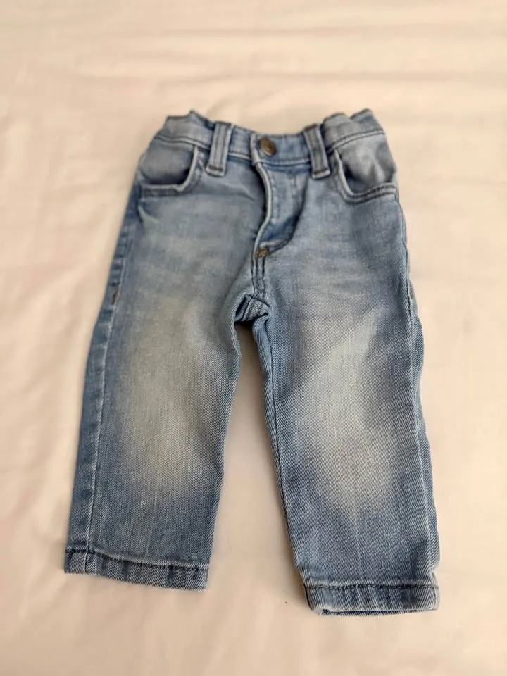 Baby girl jeans (6-12) months