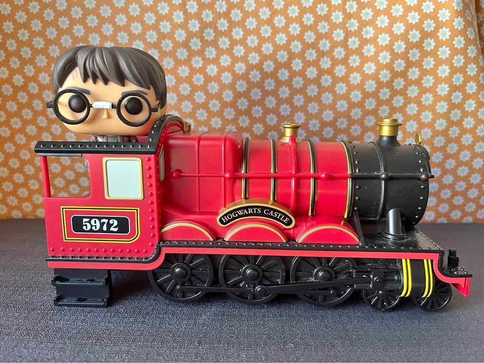 Harry Potter on Hogwarts Express Funko Pops Out of Box