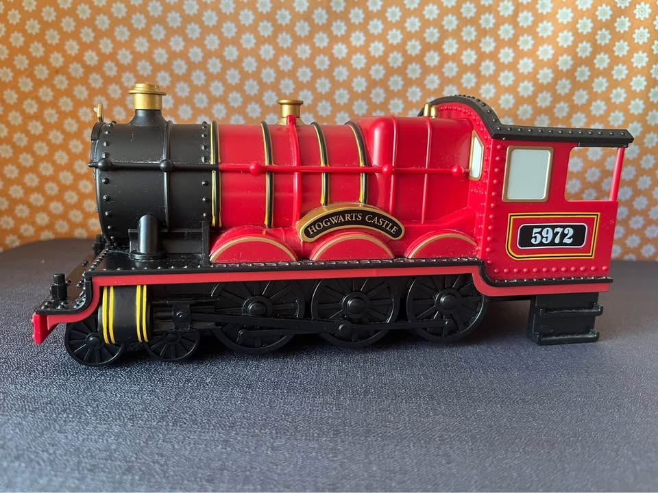 Harry Potter on Hogwarts Express Funko Pops Out of Box - photo 2