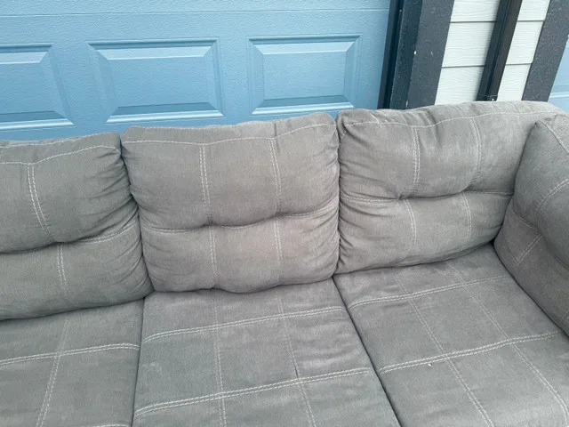 couch for sale ,FREE DELIVERY image indicator(5)