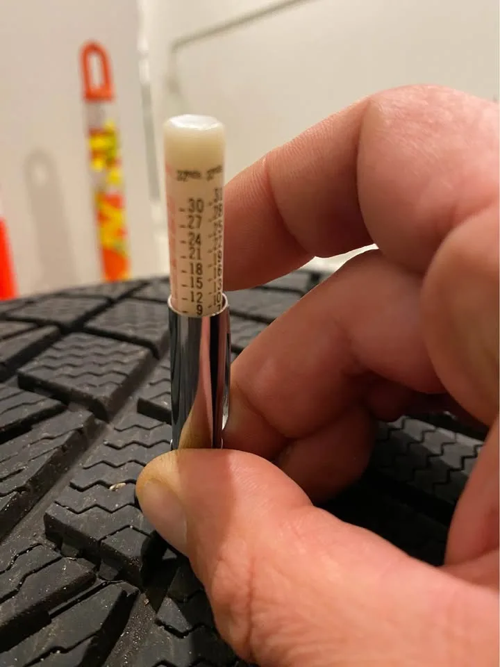 255/45/R20 Continental Viking Contact Winter snow ❄️ tires image indicator(7)