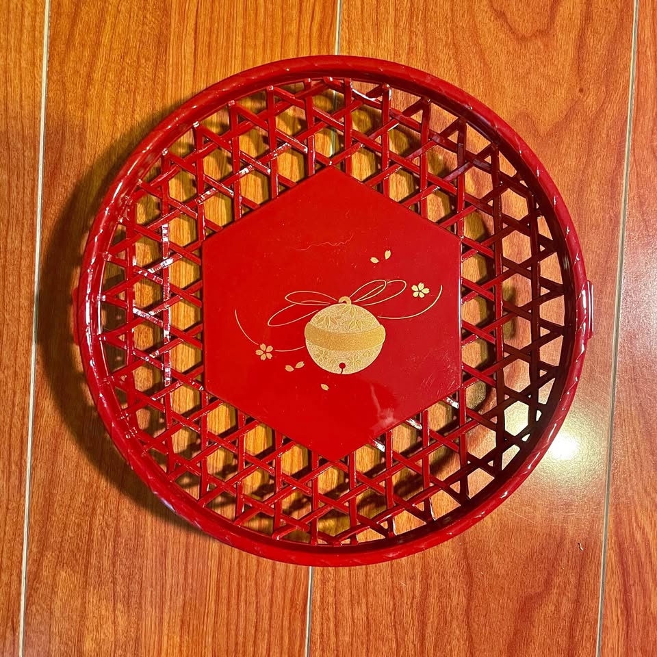 Vintage✨Red Basket Tray with Gold Bell - Yamanaka Lacquerware