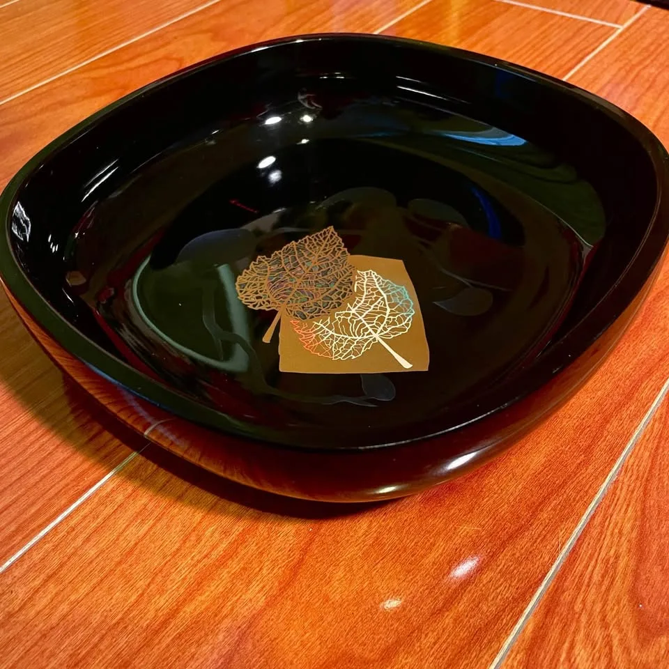 Kansai Yamamoto Lacquered Candy Dish image indicator(5)