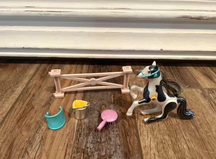 Vintage Littlest Pet Shop Pinto Pony