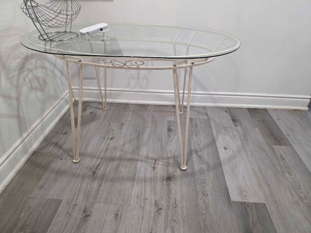 Bed, Tables & Sofa - photo 4
