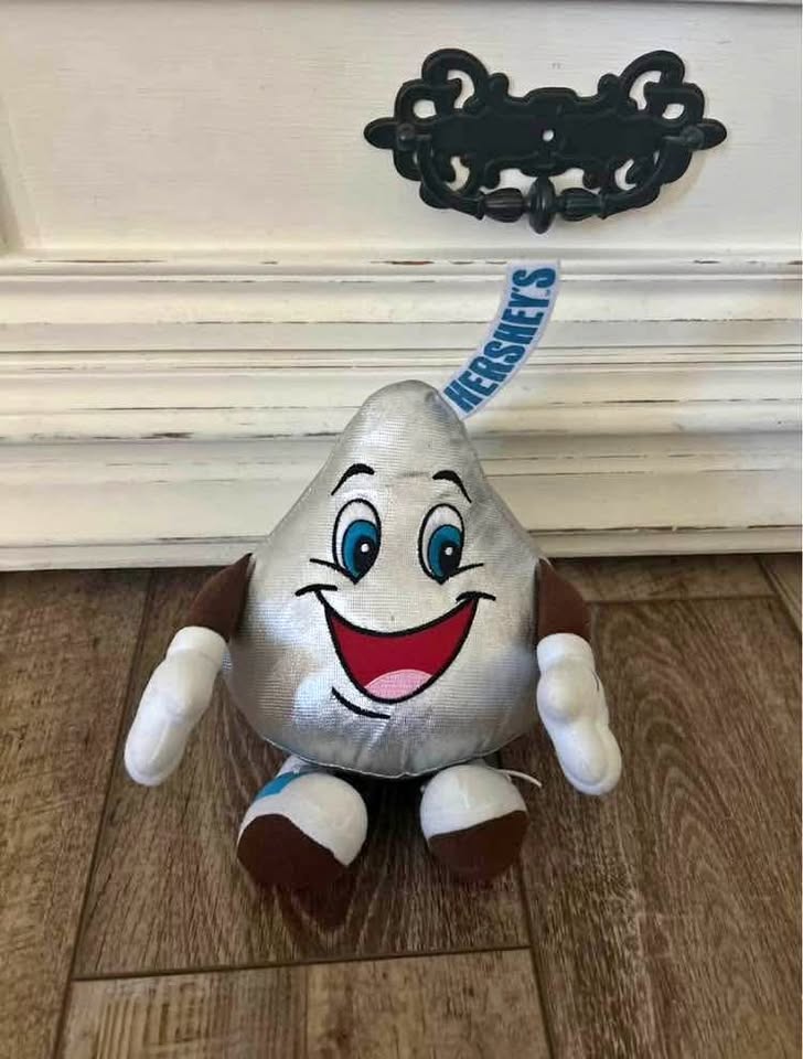 Hershey's Silver Kiss Character 7" Plush