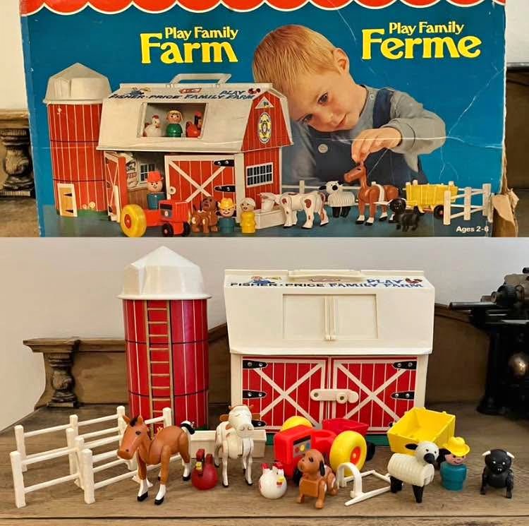 Vintage Fisher Price Little People Play Family Farm 915 w/ Box