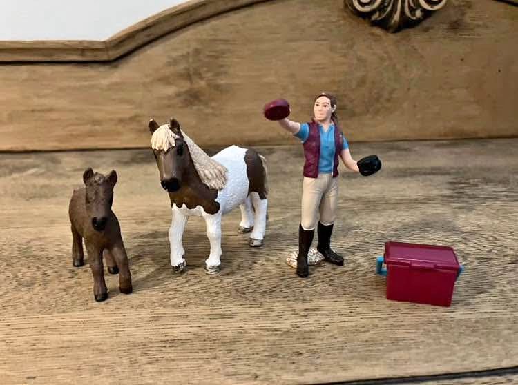 Schleich Horse Club 42362 Horse Keeper with Shettys Ponies
