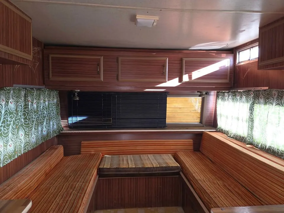 1978 Leisure Travel Rustler image indicator(6)