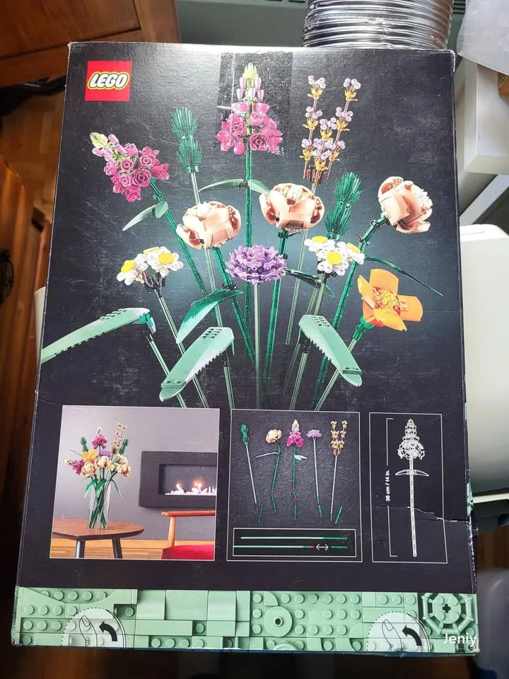 Lego flower bouquet set🥕 image indicator(2)