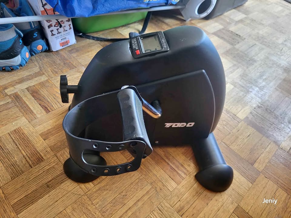 Peddle exerciser🥕