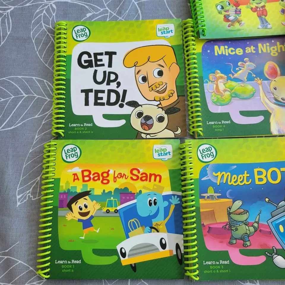 Brand new LeapStart Go set with books image indicator(3)