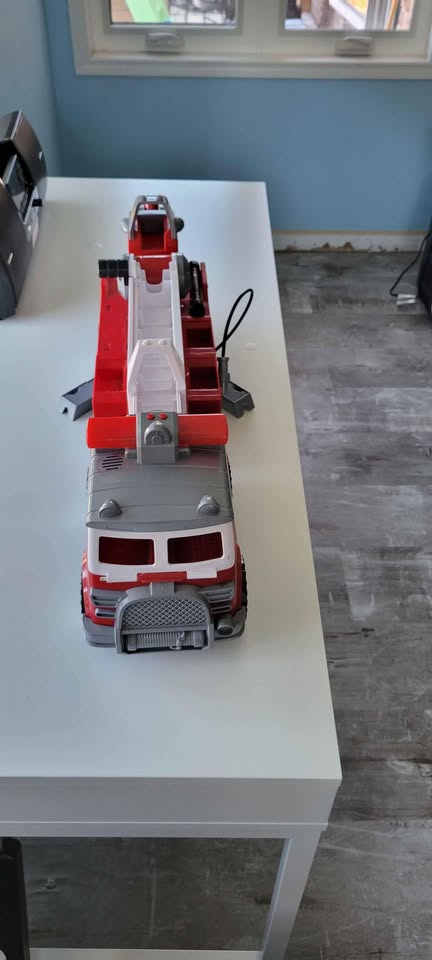 EUC Marshall's big fire truck - photo 4