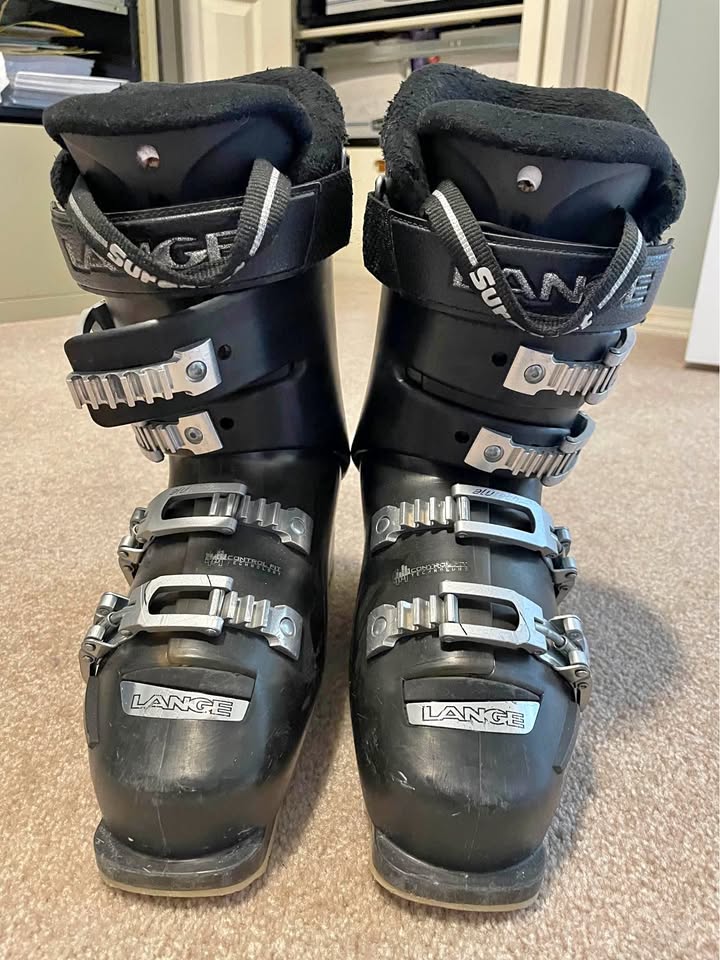 Used Ski boots - Lange RX 80 - size 24.5 w/ Rossingnol boot bag