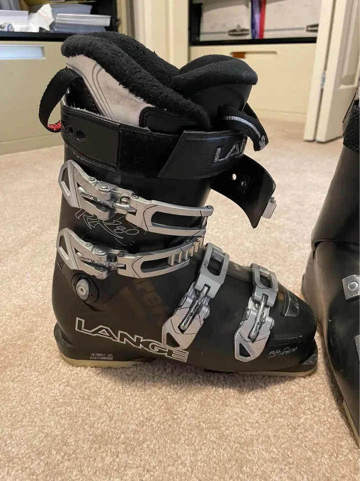 Used Ski boots - Lange RX 80 - size 24.5 w/ Rossingnol boot bag image indicator(2)