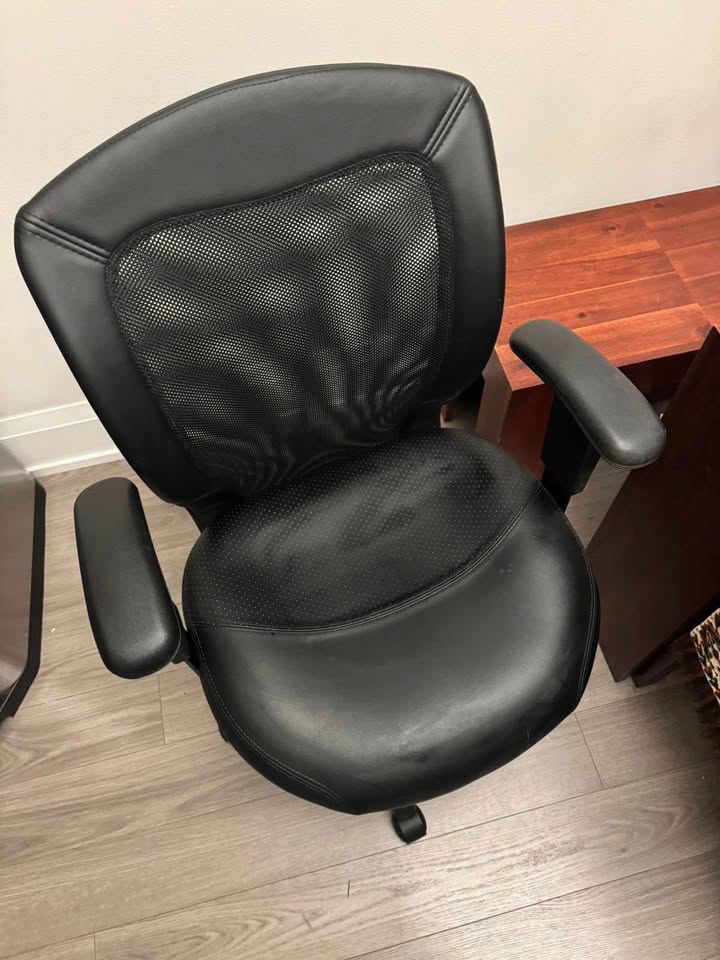 Office Chair – Great Condition - photo 3