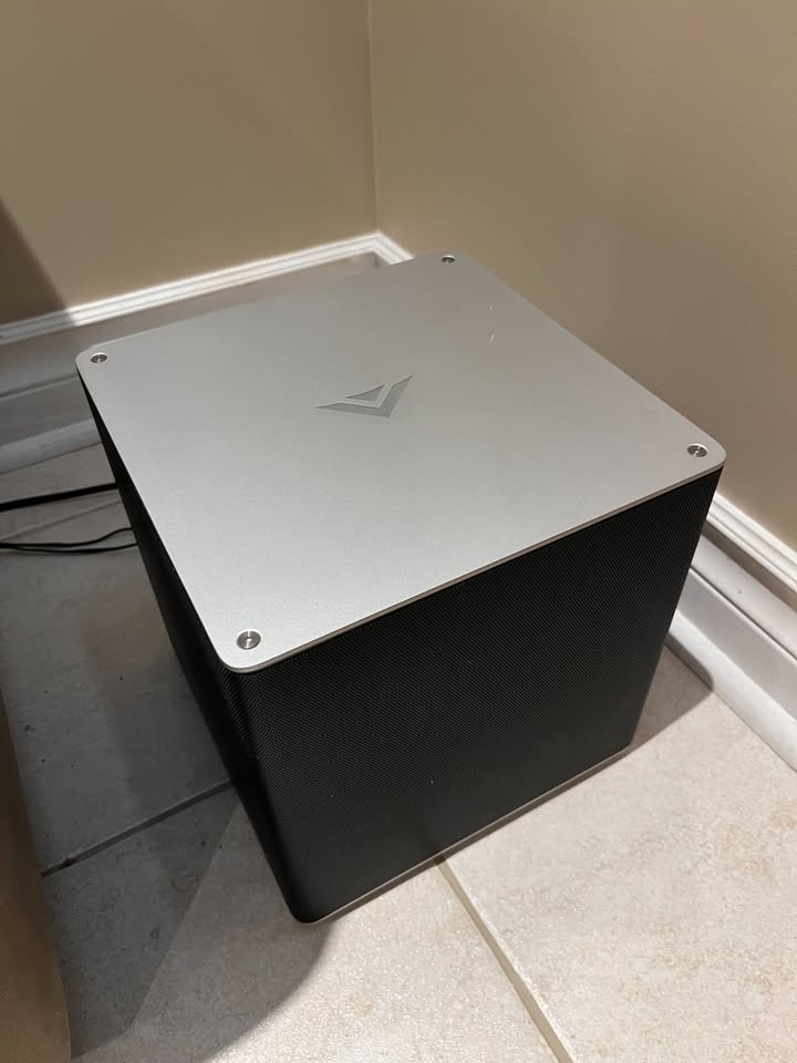 Vizio 5.1 Surround Sound System – (Used, Great Condition) - photo 4
