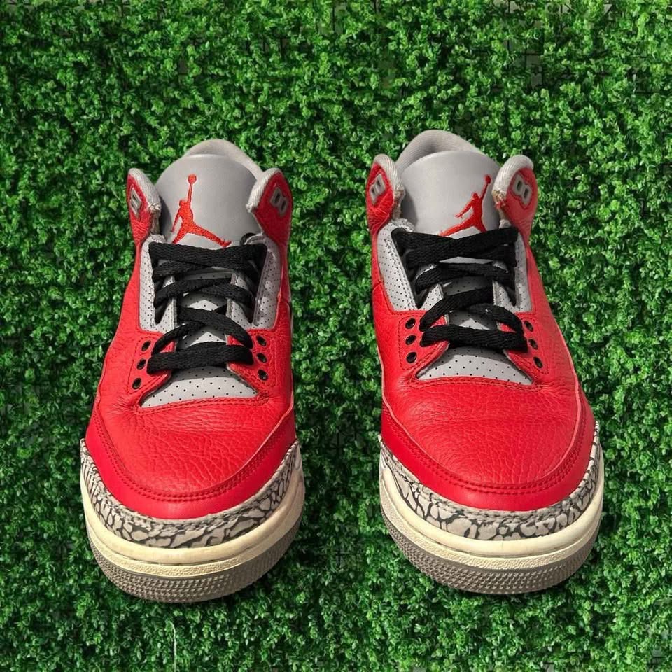 Jordan 3 Red Cement Size 8 $55 - photo 2