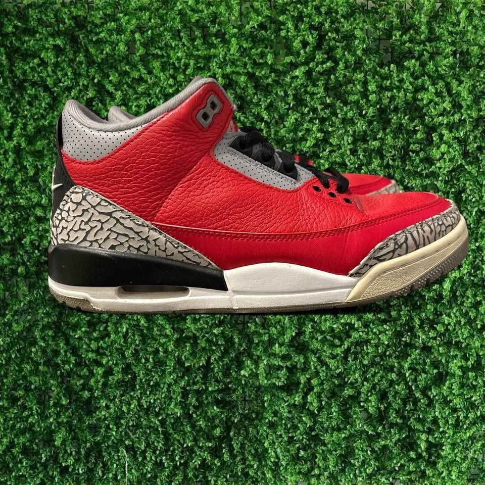 Jordan 3 Red Cement Size 8 $55 - photo 3