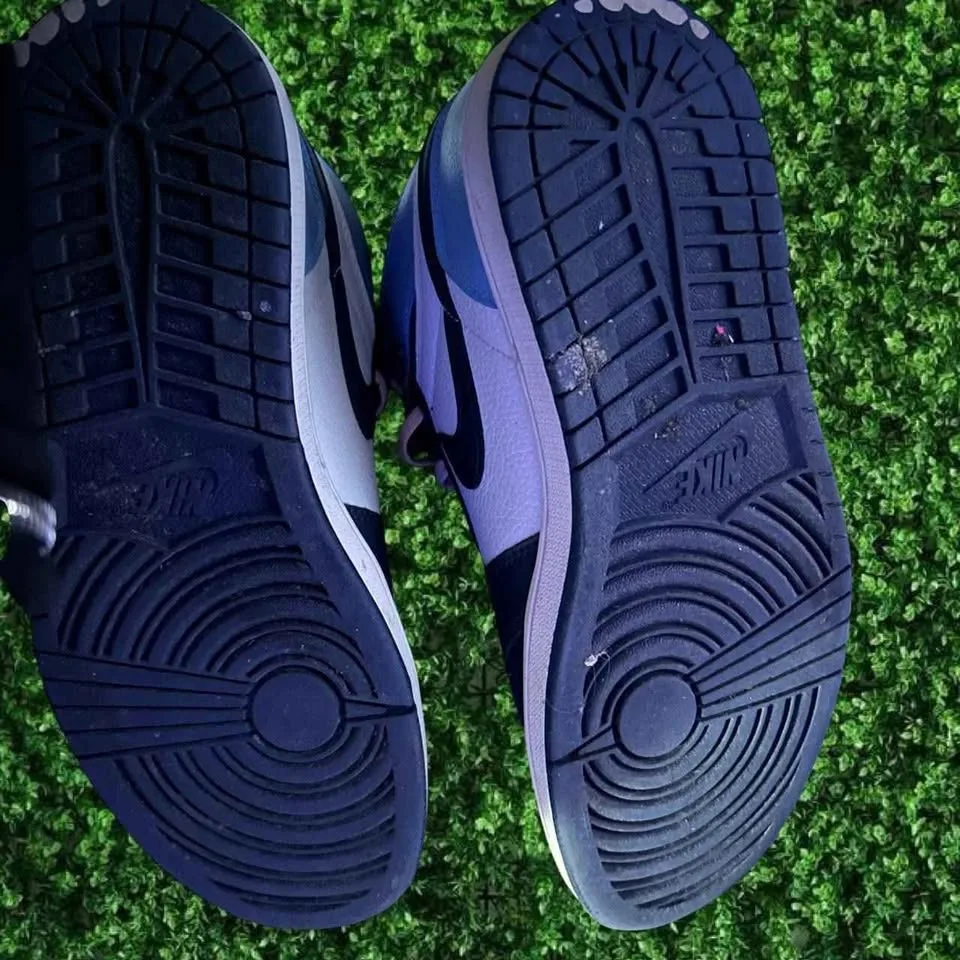 Jordan 1 High Obsidians Size 9.5 No box image indicator(5)