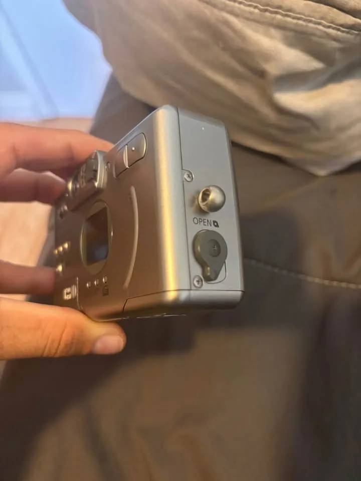 Canon ELPH LT 270 film camera image indicator(3)