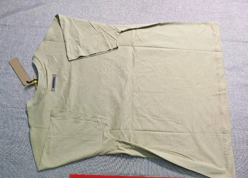 Essentials oversized Tshirt image indicator(3)