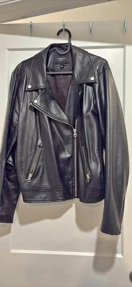 Torrid Faux Leather Moto Jacket In Black Sz 1x thumbnail