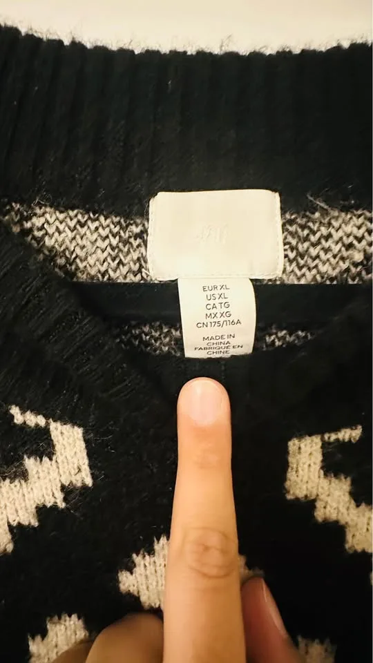 Cabin sweater image indicator(2)