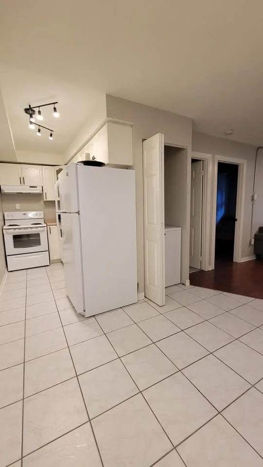 1 bed 1 bath Flat image indicator(2)