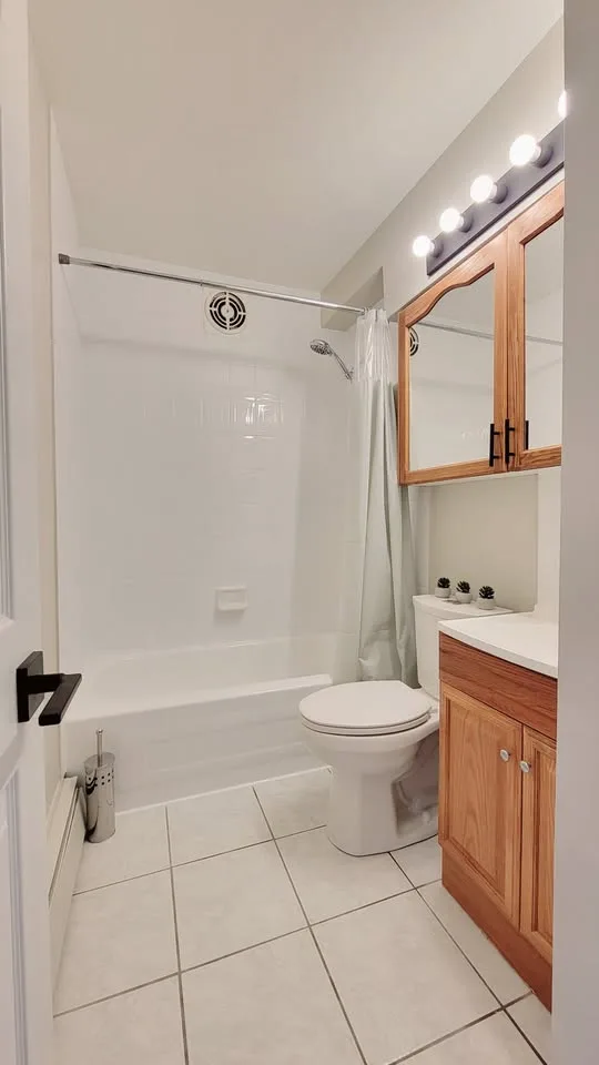 1 Bed 1 Bath - Apartment image indicator(7)