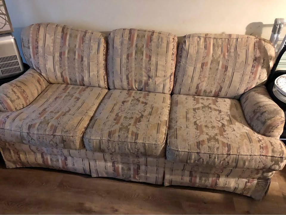Sofa 2 three seater available with washable covers