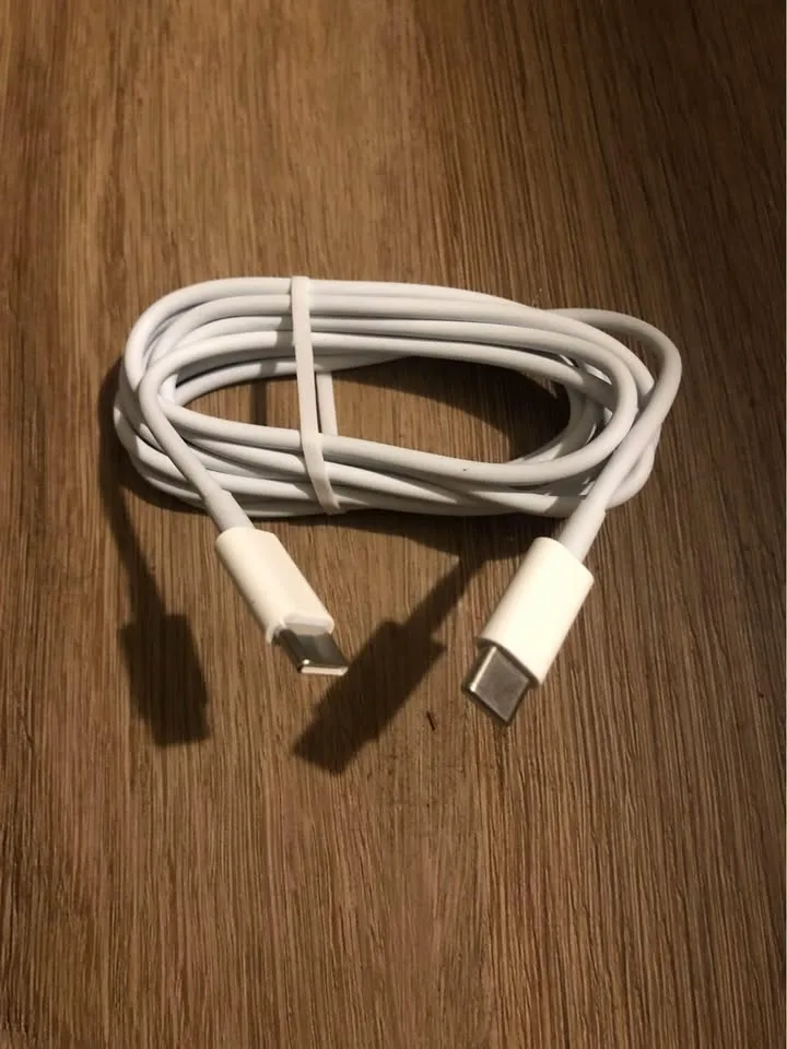 USB C to USB C charger 6 ft image indicator(2)