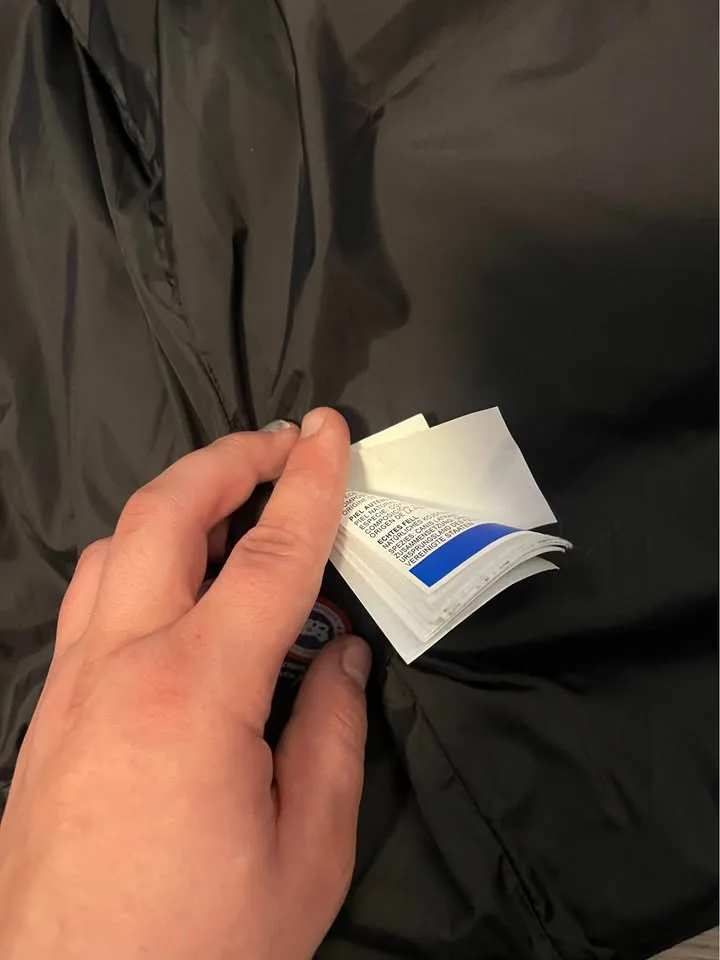 Canada goose vest image indicator(7)