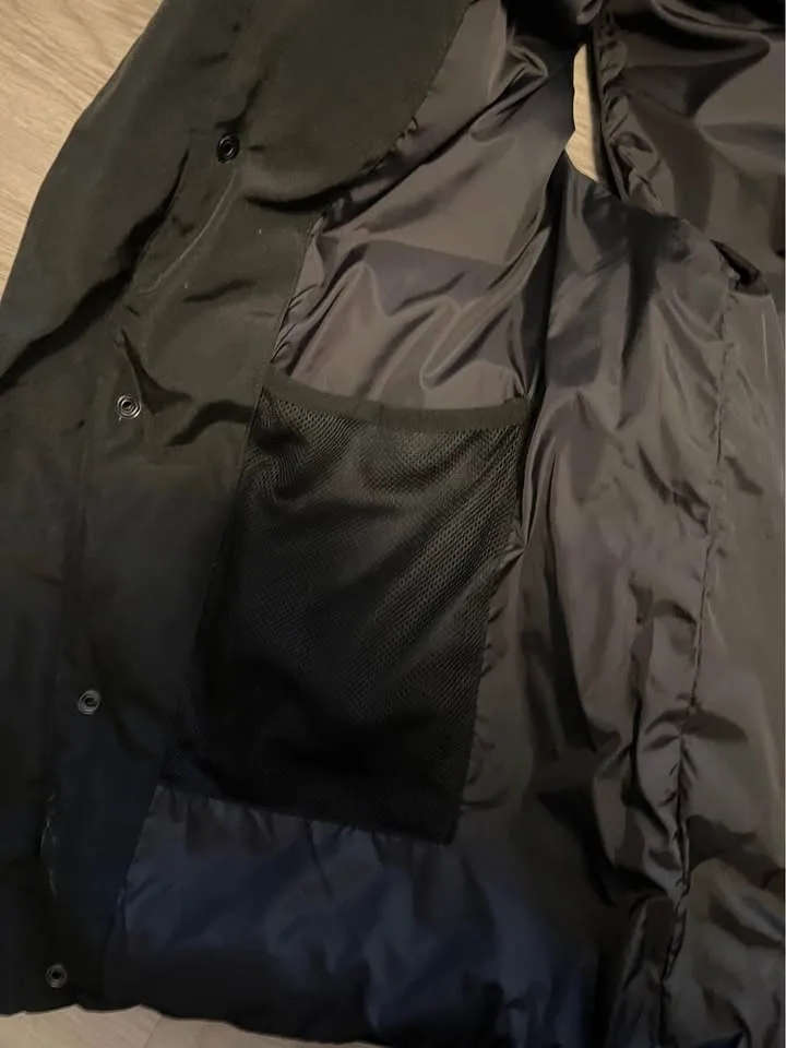 Canada goose vest image indicator(8)