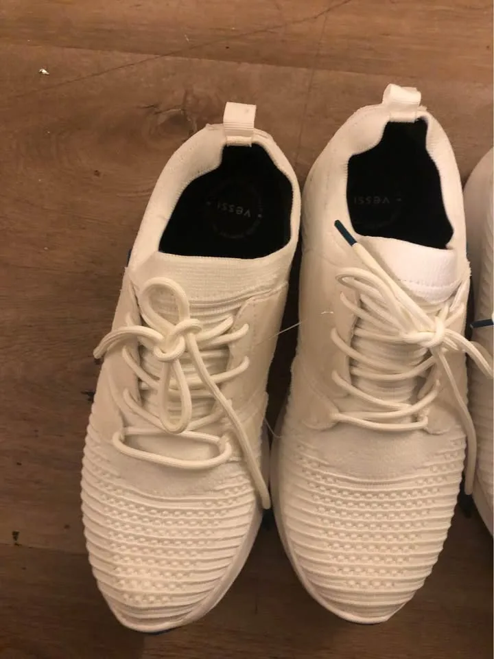 Vessi M 9 image indicator(2)