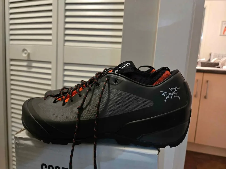 ARC'TERYX - ACRUX FL MEN'S SHOES.9.5 image indicator(2)