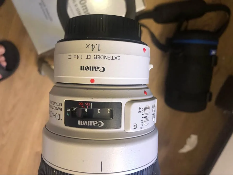 Canon EF 100-400 f/4.5-5.6 L IS 11 USM image indicator(5)